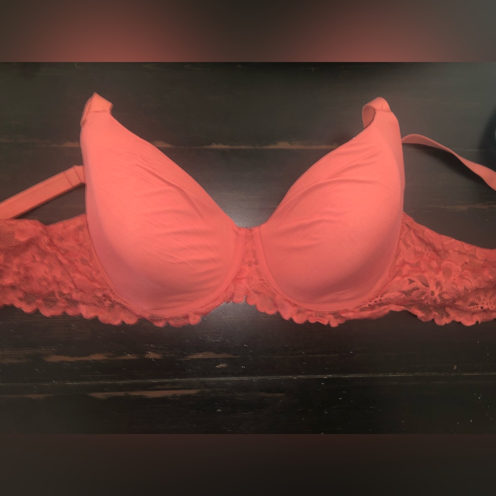No Boundaries 36DD Coral Lace Bra